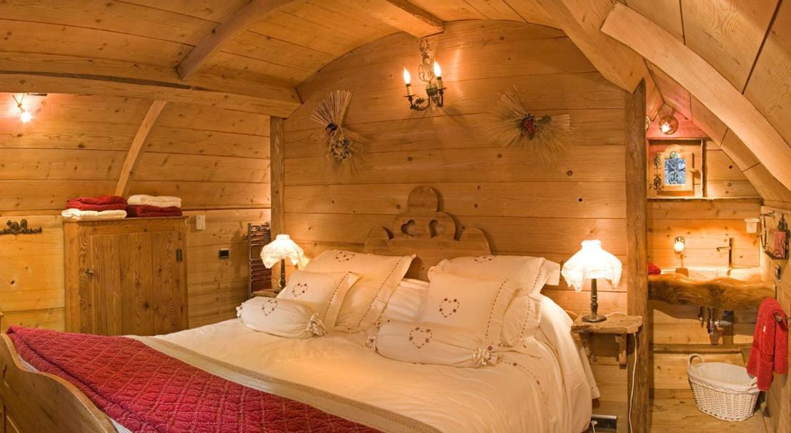 Hotel Les Chalets De Philippe Avec Jacuzzis Privatifs Шамони Экстерьер фото