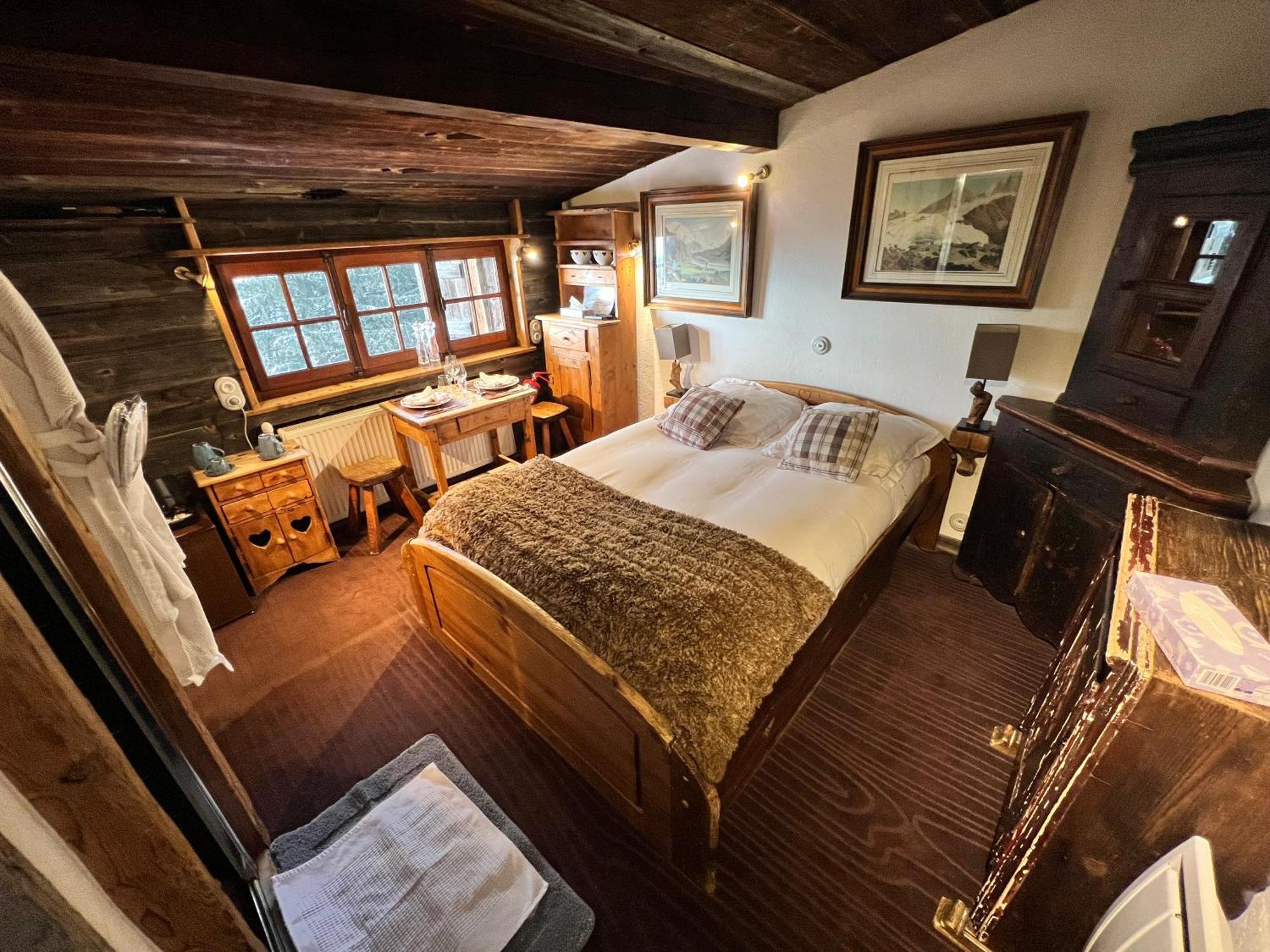 Hotel Les Chalets De Philippe Avec Jacuzzis Privatifs Шамони Экстерьер фото