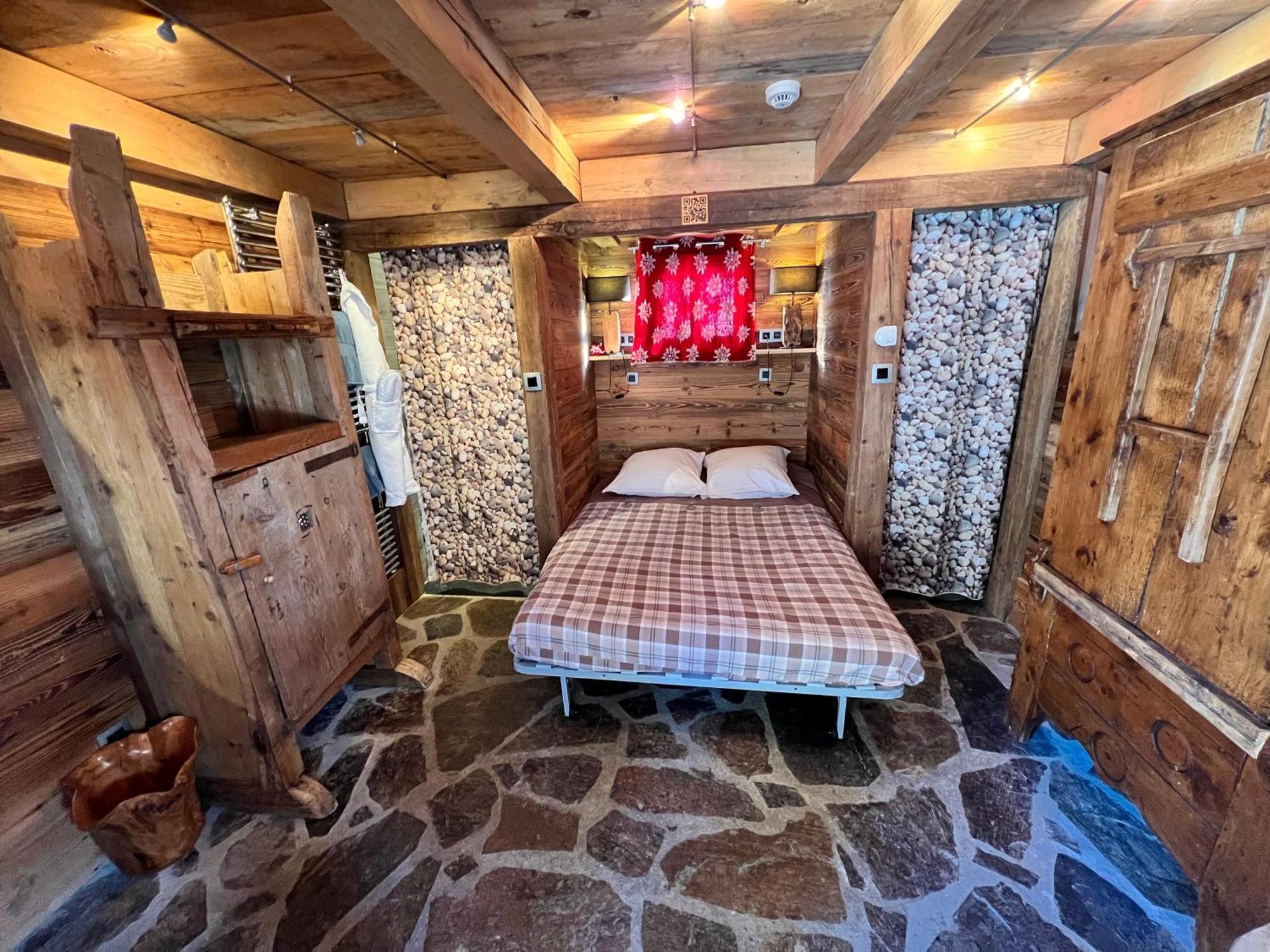 Hotel Les Chalets De Philippe Avec Jacuzzis Privatifs Шамони Экстерьер фото